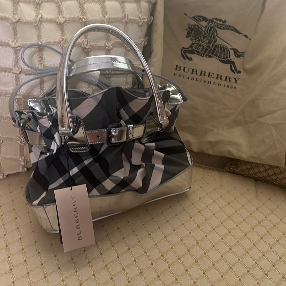NWT Authentic Burberry Handbag